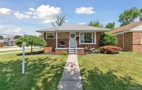 386 Shore Drive, Lincoln Park, MI 48146