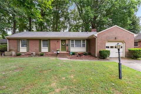 228 Shadywood Drive, Newport News, VA 23602