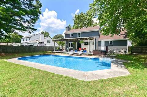 805 Saddleback Trail Road, Chesapeake, VA 23322