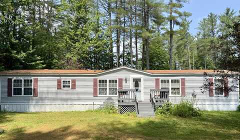 63 Creesy Street, Palmyra, ME 04965
