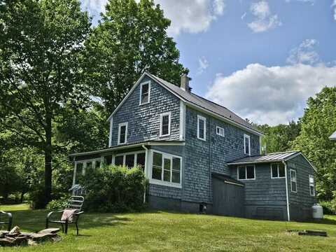 28 Varnum Pond Road, Temple, ME 04984