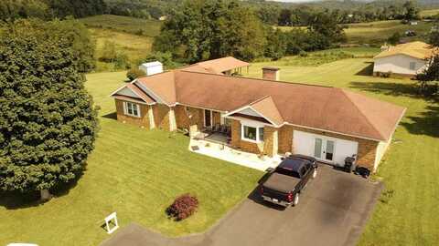 2682 Hinton Road, ATHENS, WV 24712