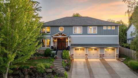 197 SW HOWARD DR, McMinnville, OR 97128