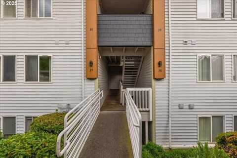 10660 SW DAVIES RD, Beaverton, OR 97008