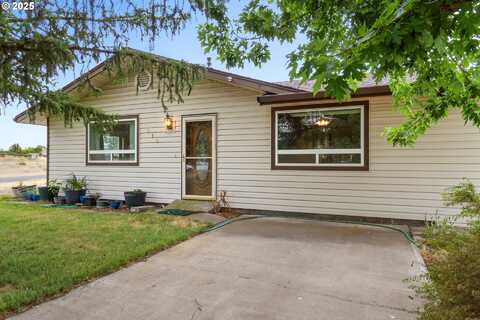 690 NE OREGON AVE, Irrigon, OR 97844
