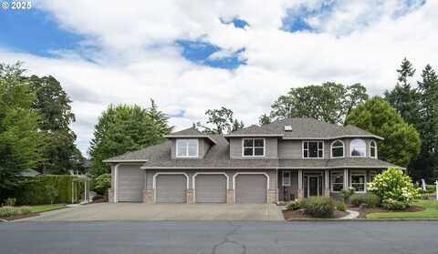 795 NE ROGAHN ST, Hillsboro, OR 97124