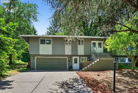 9415 SW 62ND DR, Portland, OR 97219