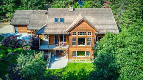 40 Golden Pond Drive, Heron, MT 59844