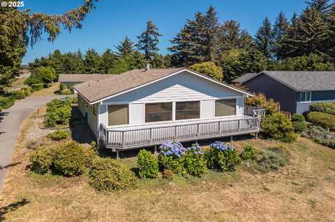 3230 GOLF LINKS RD, Bandon, OR 97411