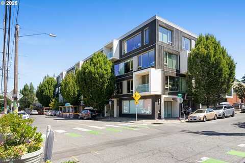 28 SE 28TH AVE, Portland, OR 97214