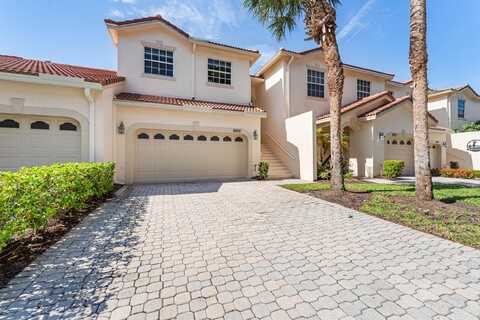 9215 Wentworth Lane, Port Saint Lucie, FL 34986