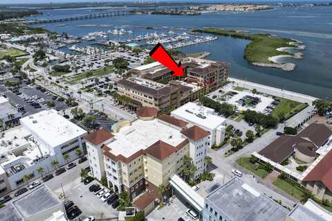 20 Orange Avenue, Fort Pierce, FL 34950