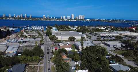 87 Silver Beach Road, Riviera Beach, FL 33403