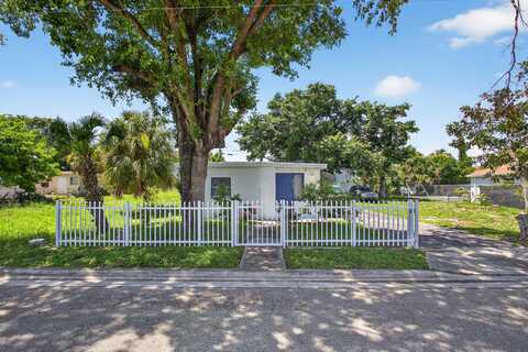 1181 W 32nd Street, Riviera Beach, FL 33404