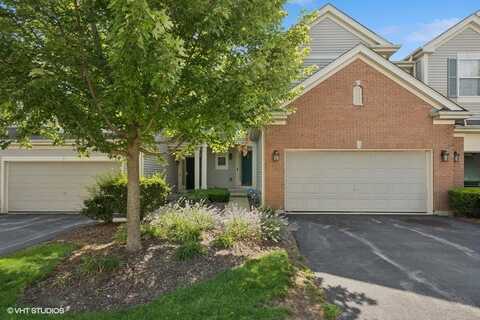 711 CREEKSIDE Circle, Gurnee, IL 60031
