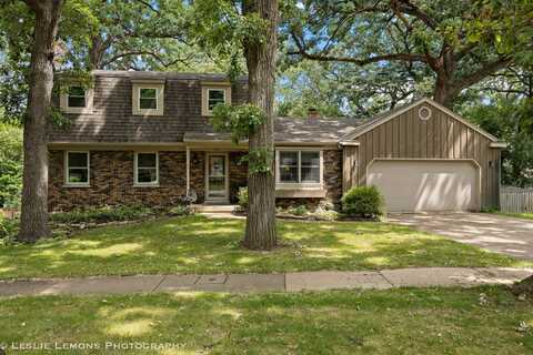 2250 Knollwood Drive, Elgin, IL 60123