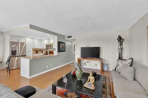 3004 Ainslie A, Boca Raton, FL 33434