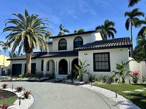 516 Royal Plaza Drive, Fort Lauderdale, FL 33301