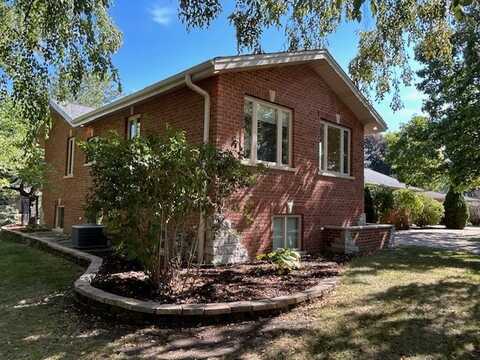 2277 S Westwood Lane, Palatine, IL 60067