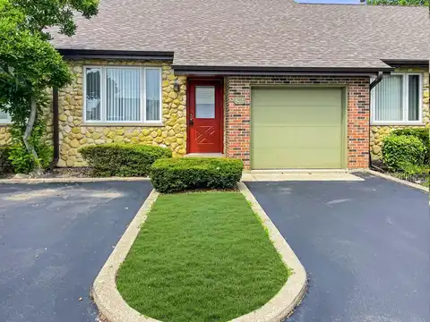 8148 W 111TH Street, Palos Hills, IL 60465