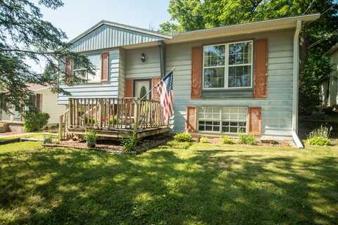 311 1/2 W Graham Street, Dixon, IL 61021