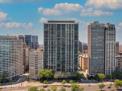 1212 N Lake Shore Drive, Chicago, IL 60610