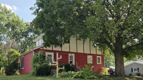 302 Dee Road, North Aurora, IL 60542