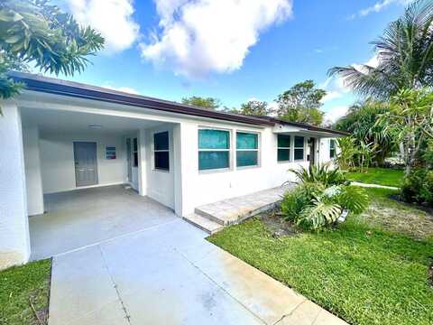 2520 Ridgeway Avenue, West Palm Beach, FL 33401
