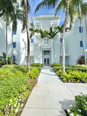 341 Bay Colony Drive N, Juno Beach, FL 33408