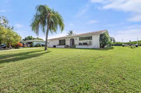 1075 SE Coral Reef Street, Port Saint Lucie, FL 34983