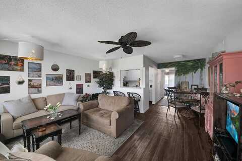 312 Sheffield M, West Palm Beach, FL 33417