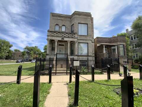 803 S Karlov Avenue, Chicago, IL 60624