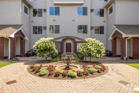 7520 Edinborough Way, Edina, MN 55435