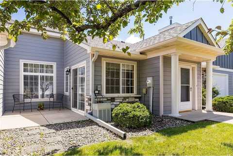 9726 Moonbeam Lane, Woodbury, MN 55125