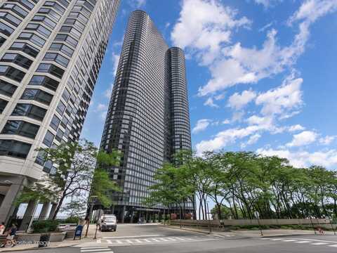 155 N HARBOR Drive, Chicago, IL 60601