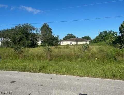 2650-2652 Gretchen Avenue S, Lehigh Acres, FL 33973