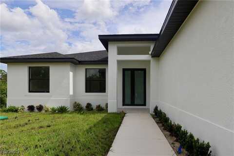 2713 8th Street W, Lehigh Acres, FL 33971