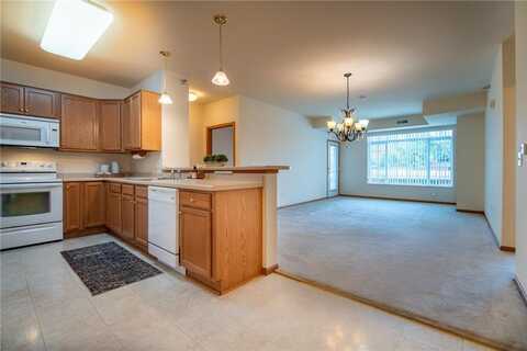 8200 W 33rd Street, Saint Louis Park, MN 55426