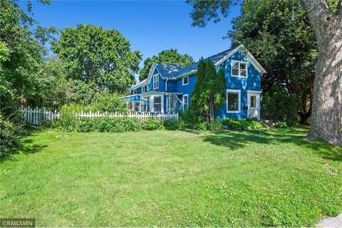 920 2nd Street S, Stillwater, MN 55082