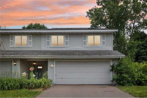 9205 29th Avenue N, New Hope, MN 55427