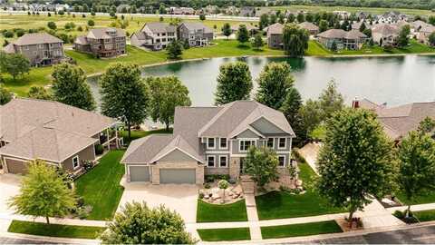3942 Autumn Lake Court SW, Rochester, MN 55902