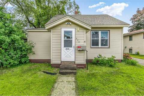 920 21st Avenue N, Saint Cloud, MN 56303