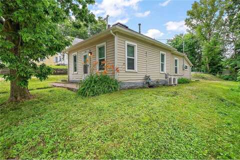 208 Swan Street, Le Sueur, MN 56058