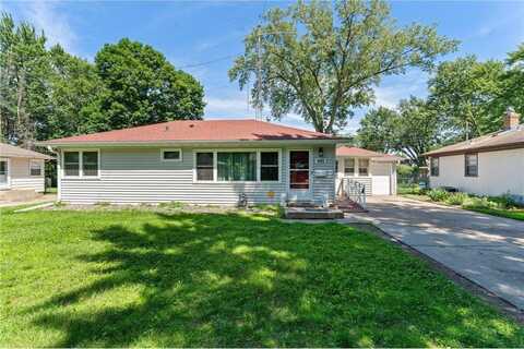 4824 Georgia Avenue N, Crystal, MN 55428