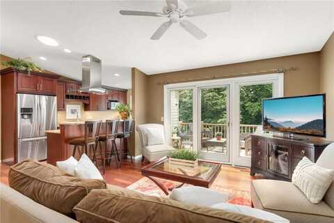15139 Lesley Lane, Eden Prairie, MN 55346