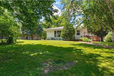 303 S 6th Street, Henderson, MN 56044