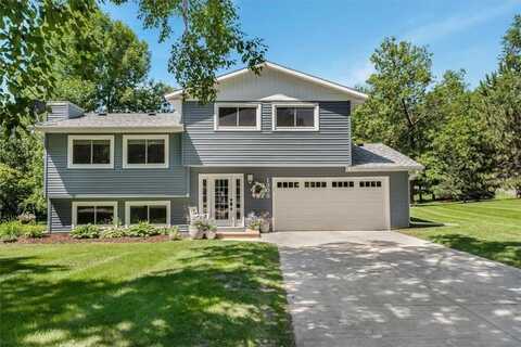 1308 Geneva Drive, Alexandria, MN 56308