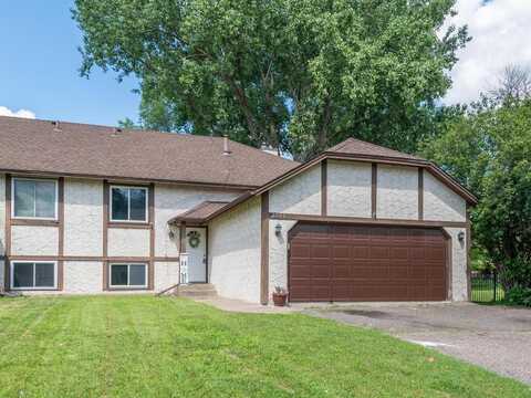 2905 Flag Avenue N, New Hope, MN 55427