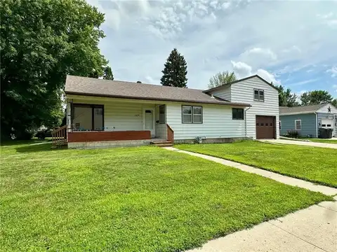 1224 Duba Street, Worthington, MN 56187