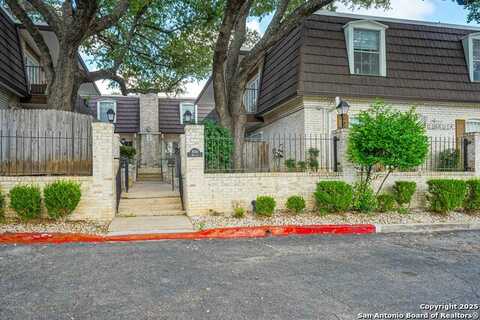 8058 Broadway, San Antonio, TX 78209
